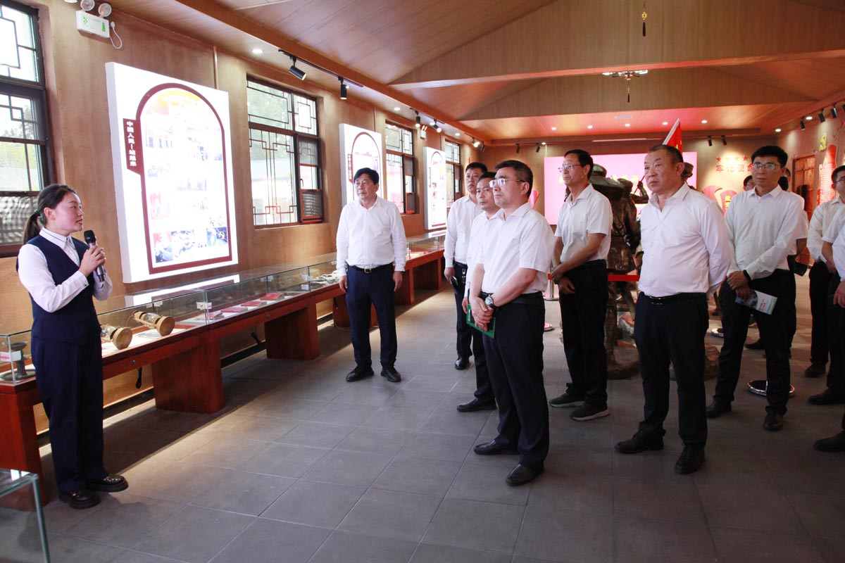 IMG_2598(1).jpg IMG_2598(1).jpg